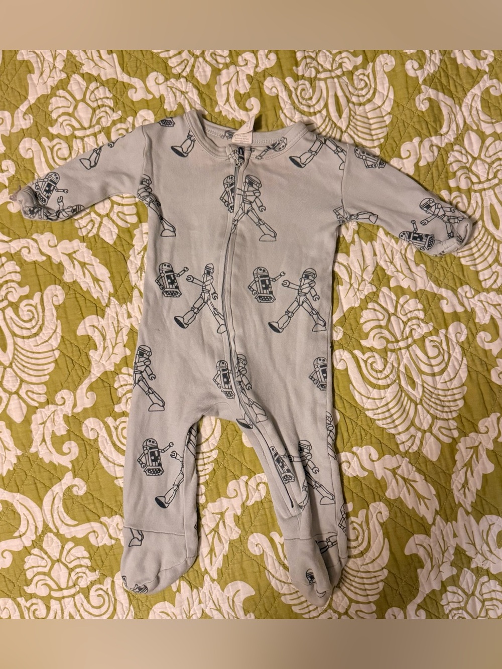 Kate Quinn 100% organic robot footie 0-3 mo